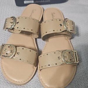 Splendid Beige Buckle Sandals